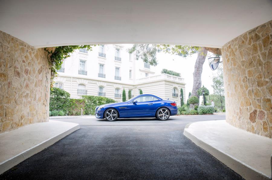  Mercedes-Benz SLC300 2016 года  (фото 4 из 22)